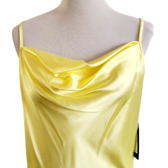 🆕️⬇️bebe Yellow Satin Cowl Neck Slip Midi Dress - Picture 3 of 11